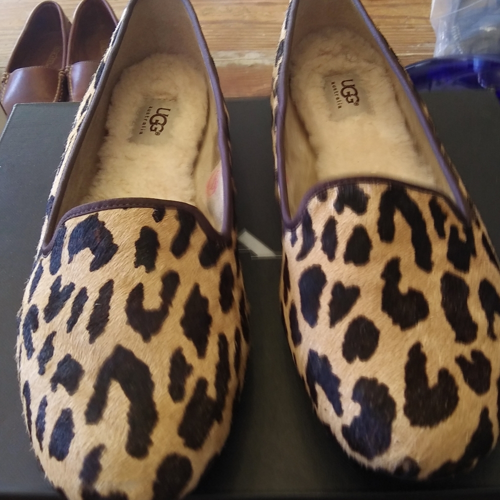 Ugg Australia Women's Leopard print loafers